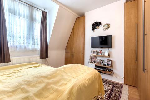 1 bedroom flat for sale, Shinfield Street, London