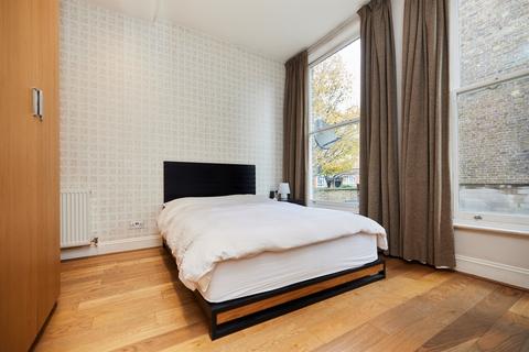 2 bedroom flat for sale, Shepherds Bush Road, London