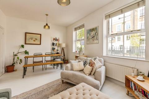 3 bedroom flat for sale, Road, London, N7