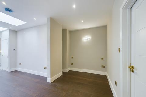 1 bedroom ground floor flat for sale, Brondesbury Park, London