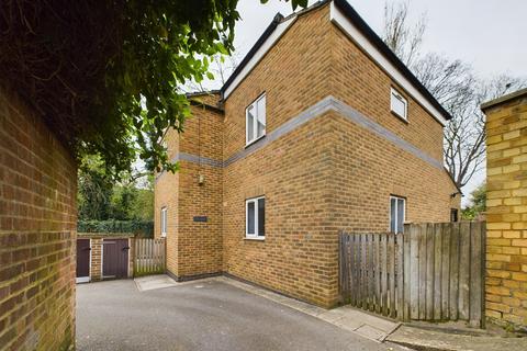 1 bedroom flat for sale, Coningham Road, London