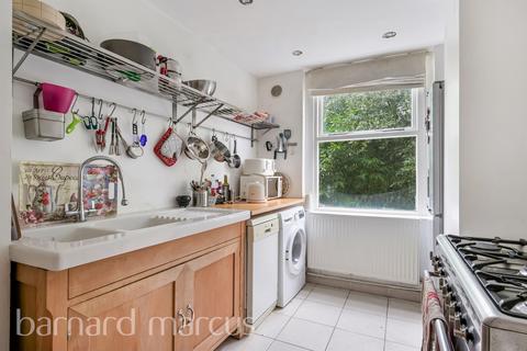 1 bedroom maisonette for sale, Gwendwr Road, London