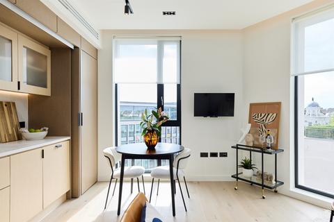 1 bedroom flat for sale, Pembridge Gardens, London