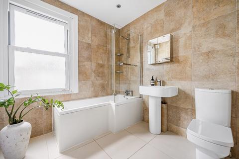 4 bedroom maisonette for sale, Stanlake Road, London