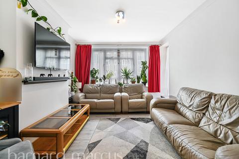 undefined, Oak Way, London