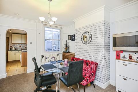 undefined, Springdale, Wallingford