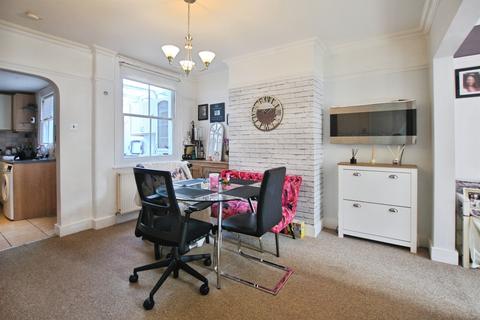 undefined, Springdale, Wallingford