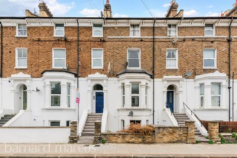 1 bedroom flat for sale, Oaklands Grove, London