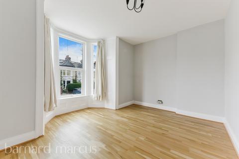 1 bedroom flat for sale, Oaklands Grove, London