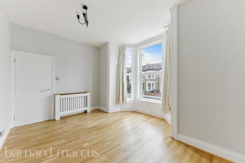 1 bedroom flat for sale, Oaklands Grove, London