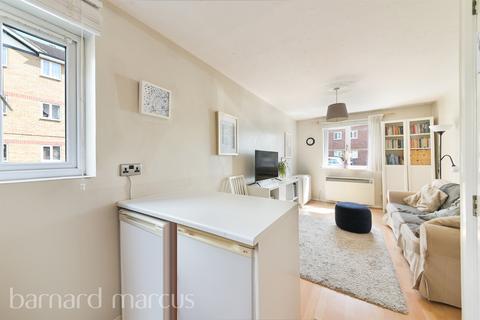 undefined, Foxglove Way, Wallington