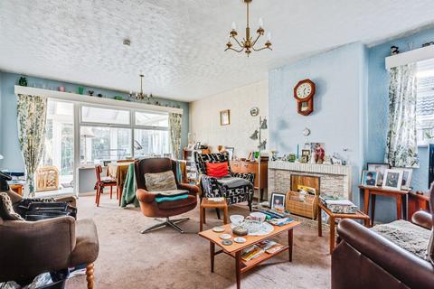 undefined, Greenfield Crescent, Wallingford