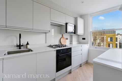 2 bedroom flat for sale, Shepherds Bush Road, London