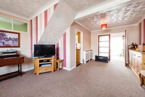 4 bedroom semi-detached house for sale, The Boltons, WATERLOOVILLE