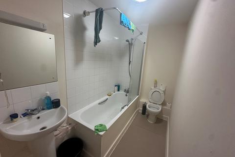 2 bedroom flat for sale, Wetherburn Court, Bletchley, MILTON KEYNES