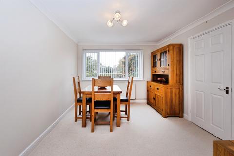 undefined, Eden Walk, Bletchley, Milton Keynes