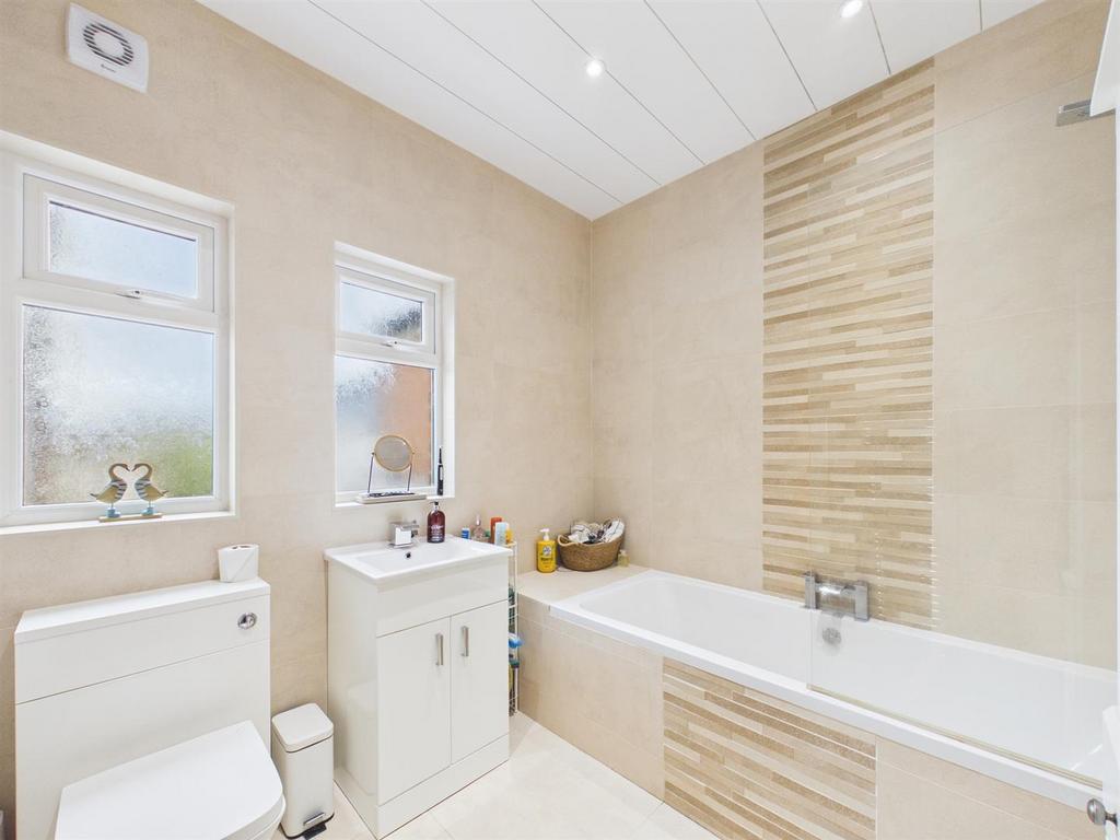Bath.jpg