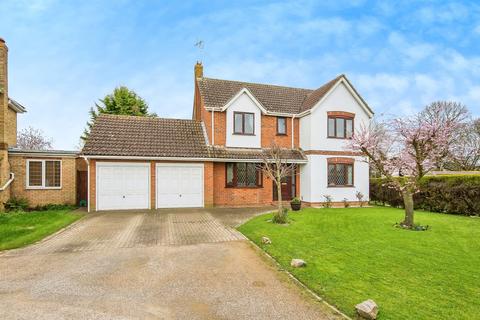 4 bedroom detached house for sale, Kestrel Drive, Wisbech