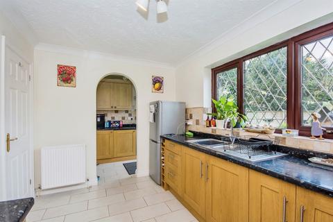 4 bedroom detached house for sale, Kestrel Drive, Wisbech
