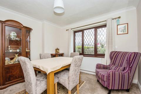 4 bedroom detached house for sale, Kestrel Drive, Wisbech