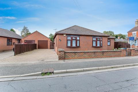 3 bedroom detached bungalow for sale, Bowthorpe Road, Wisbech
