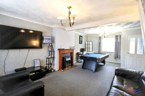 undefined, Liverpool Road, Widnes, WA8 7XR