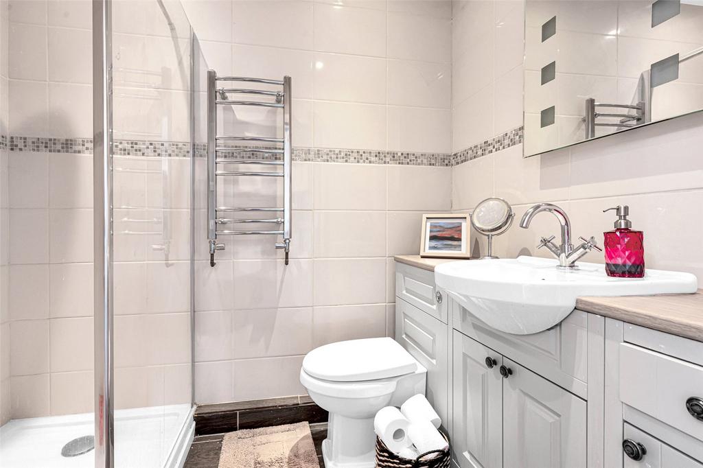 En-Suite 1