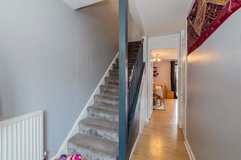 3 bedroom terraced house for sale, Burgett Road, Slough