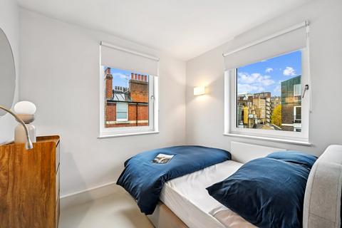 undefined, Pont Street, Knightsbridge