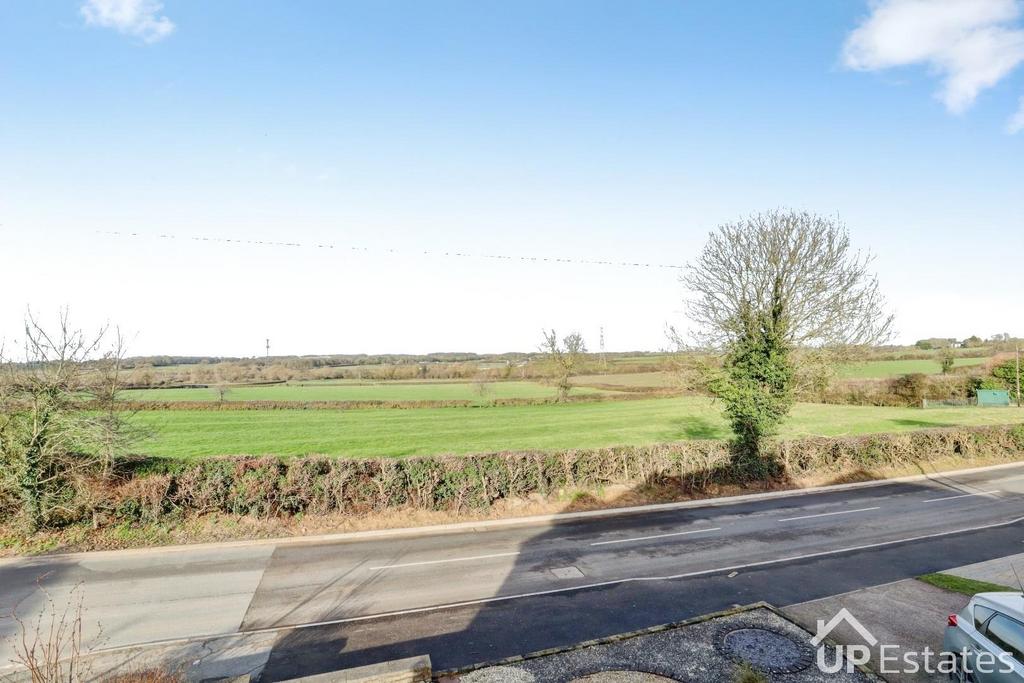 Field Views to Front