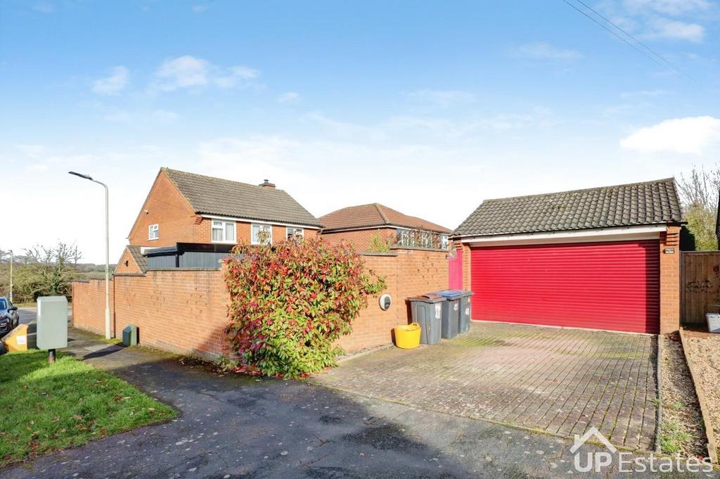 Garage &amp; Driveway