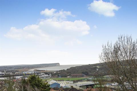 2 bedroom terraced house for sale, Hillcrest Road, Newhaven
