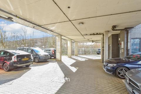 2 bedroom apartment for sale, Mill Road, Ilford, Essex