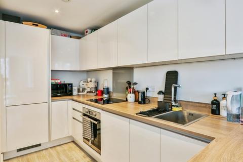 1 bedroom ground floor flat for sale, West Cliff Road, Bournemouth