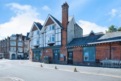 1 bedroom flat for sale, Queens Road, Bournemouth