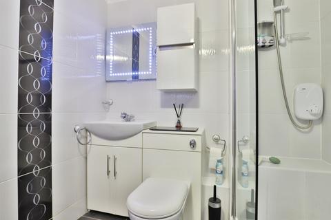 1 bedroom flat for sale, Wimborne Road, Bournemouth