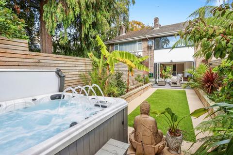 4 bedroom terraced house for sale, Poole Road, Branksome, Poole