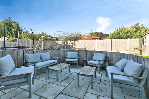 4 bedroom detached house for sale, Meon Road, Bournemouth