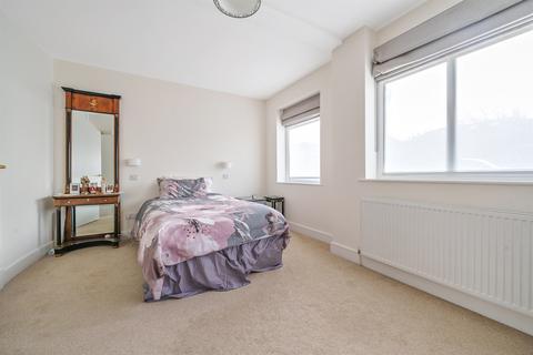 2 bedroom semi-detached bungalow for sale, Hamilton Road, Barnet
