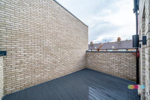 undefined, Powys Mews, Palmers Green, London, N13