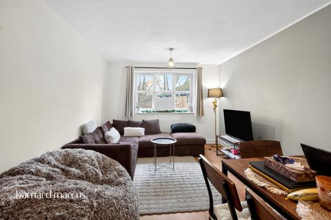 1 bedroom flat for sale, Stevenson Close, Barnet