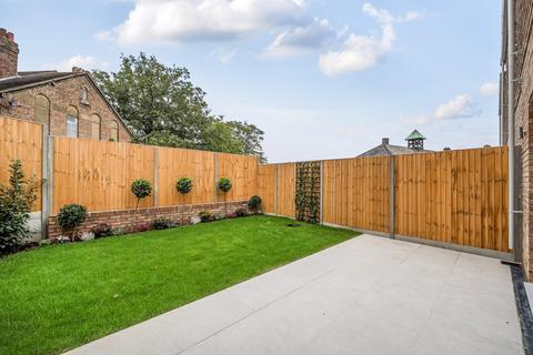 undefined, Farmstead Parade, East Barnet Village, London, En4