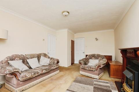 2 bedroom detached bungalow for sale, Park Close, Hethersett, Norwich