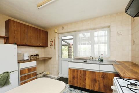 2 bedroom detached bungalow for sale, Park Close, Hethersett, Norwich