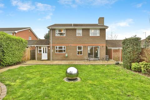 4 bedroom detached house for sale, Barnham Broom Road, Wymondham