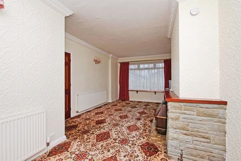 2 bedroom detached bungalow for sale, Elmpark Way, York