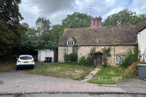 4 bedroom character property for sale, Hautboy Lane, Warmington, Peterborough