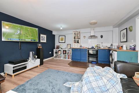 4 bedroom character property for sale, Hautboy Lane, Warmington, Peterborough