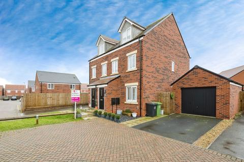 3 bedroom semi-detached house for sale, Stockwood Close, Hampton Gardens, Peterborough