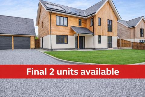 undefined, Catalina Close, Halesworth